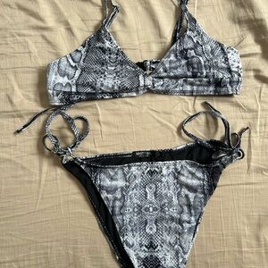 Nasty Gal Snake Print Bikini Set - Black and Gray